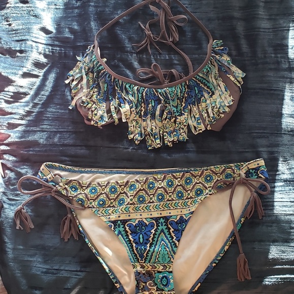 Fringe Bikini with side ties - Picture 2 of 2